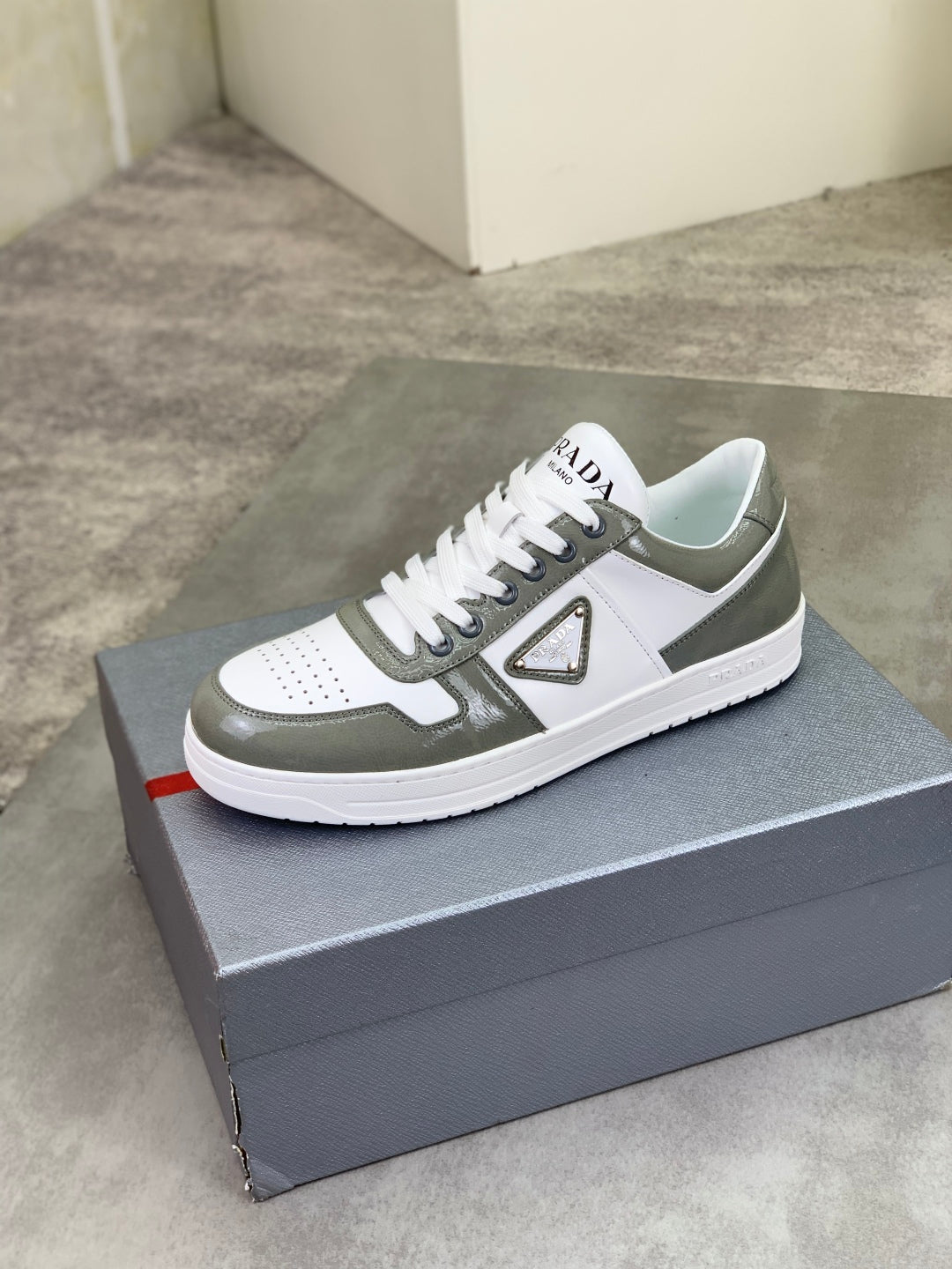 LuxluxHouse Best Quality Shoes Prada