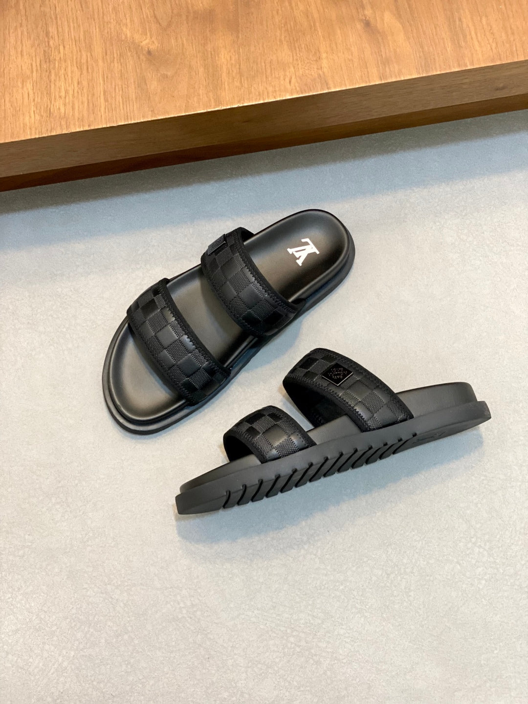 LuxluxHouse Best Quality Sandals Louis Vuitton