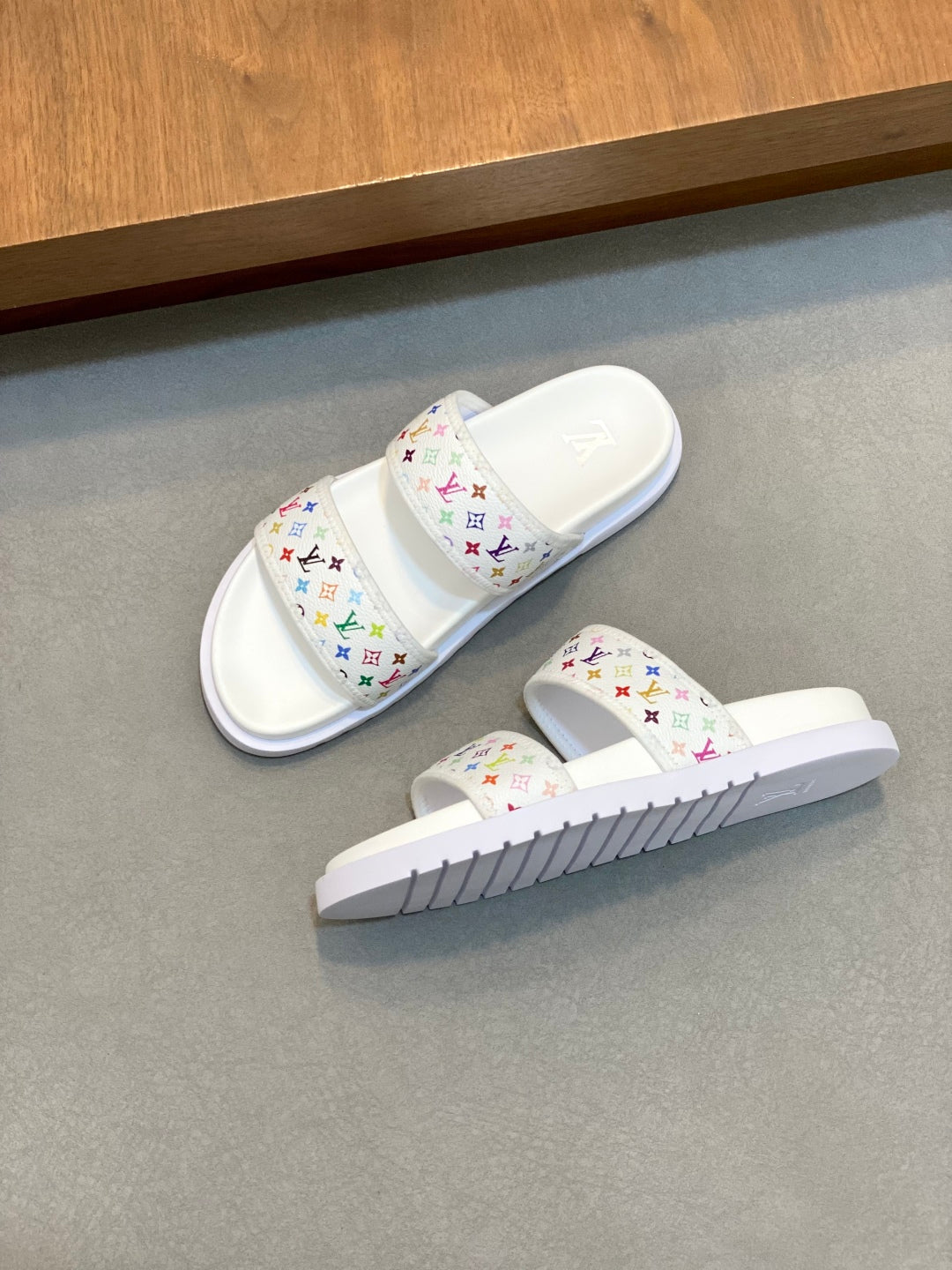 LuxluxHouse Best Quality Sandals Louis Vuitton