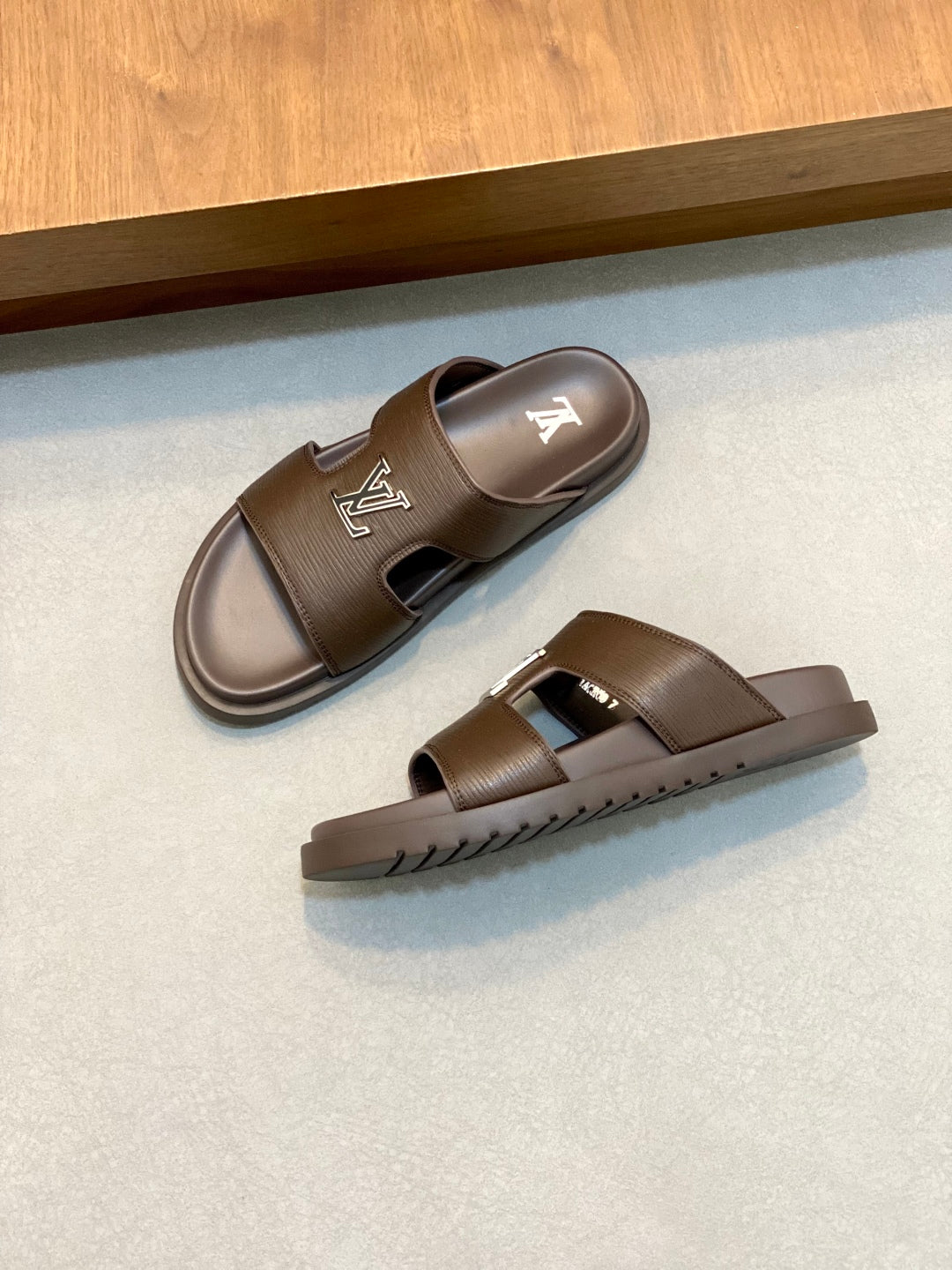 LuxluxHouse Best Quality Sandals Louis Vuitton
