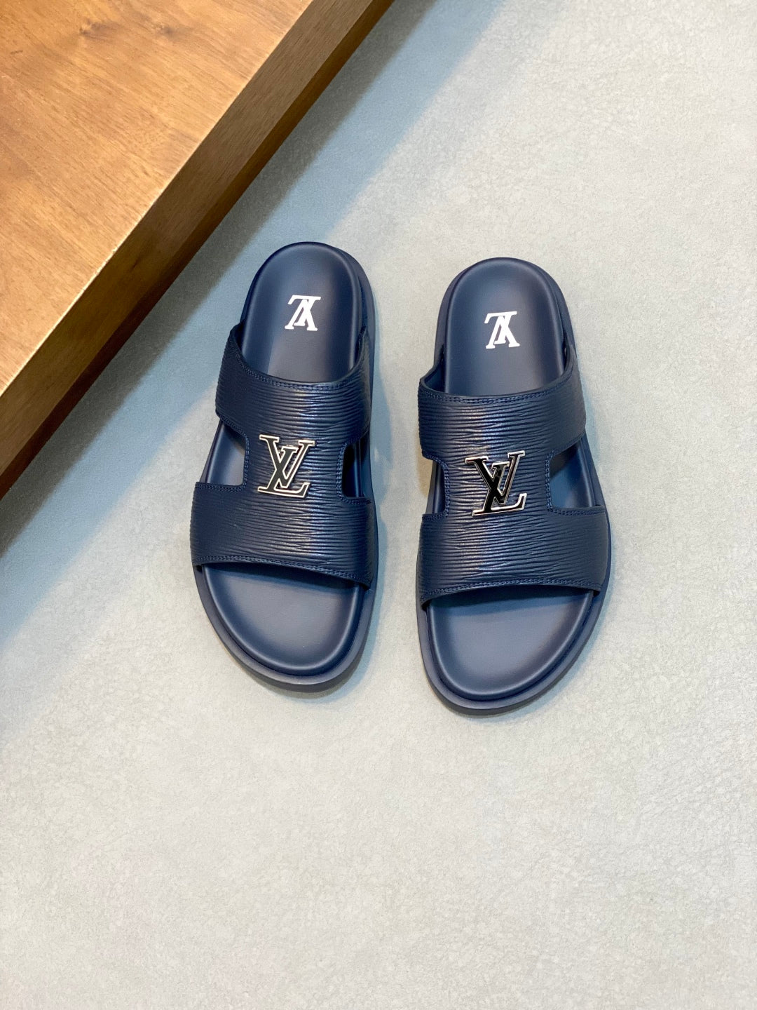 LuxluxHouse Best Quality Sandals Louis Vuitton