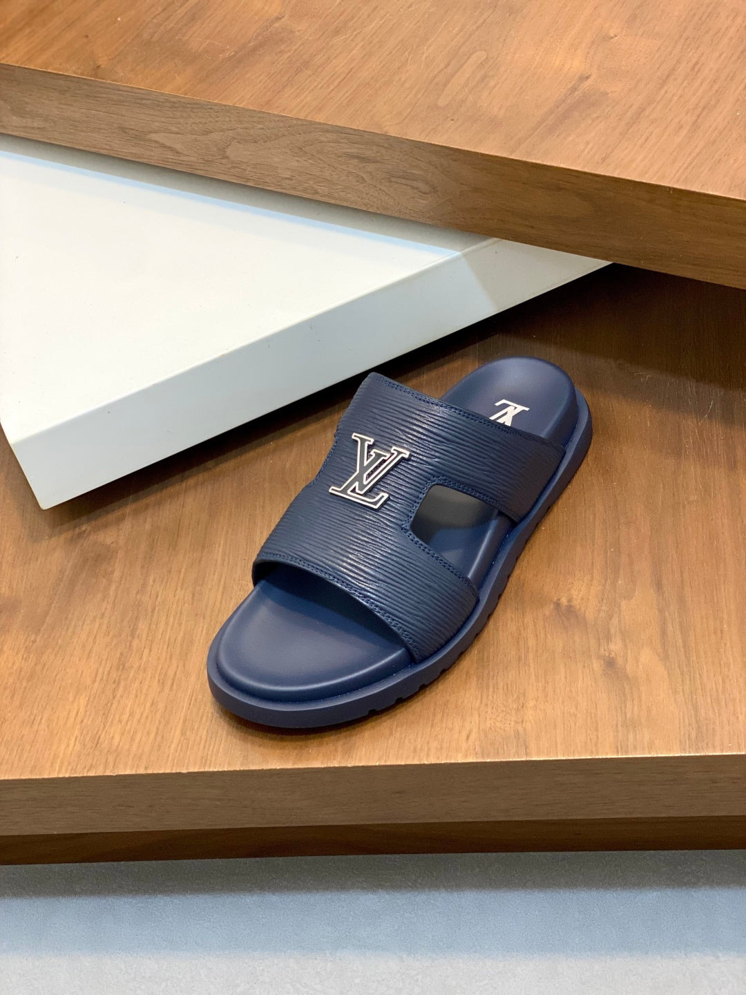 LuxluxHouse Best Quality Sandals Louis Vuitton