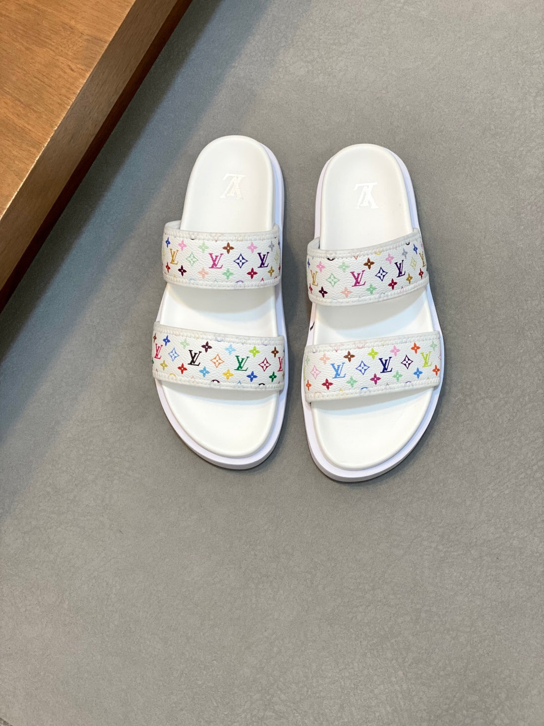 LuxluxHouse Best Quality Sandals Louis Vuitton