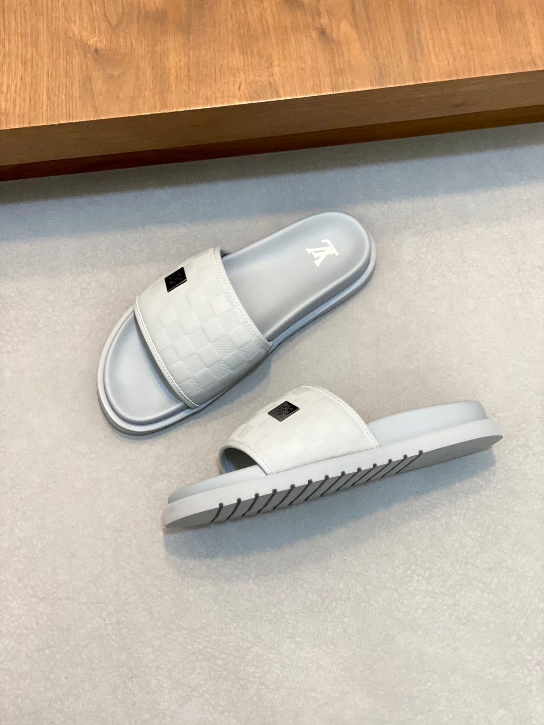 LuxluxHouse Best Quality Sandals Louis Vuitton