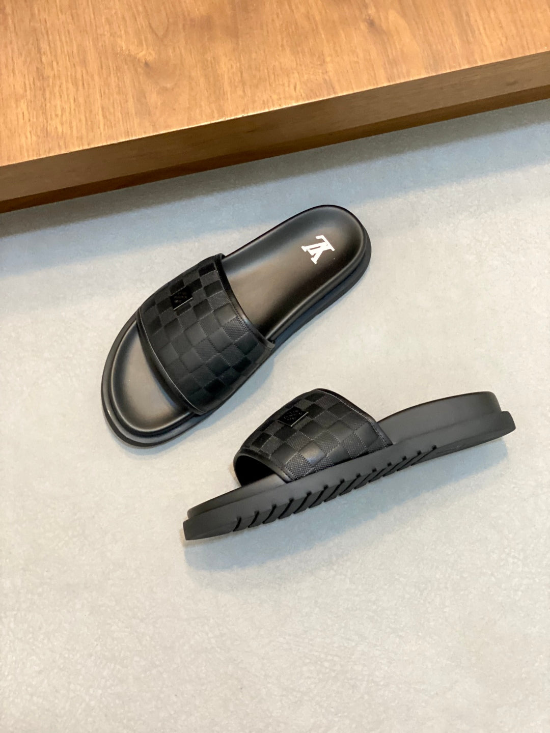 LuxluxHouse Best Quality Sandals Louis Vuitton