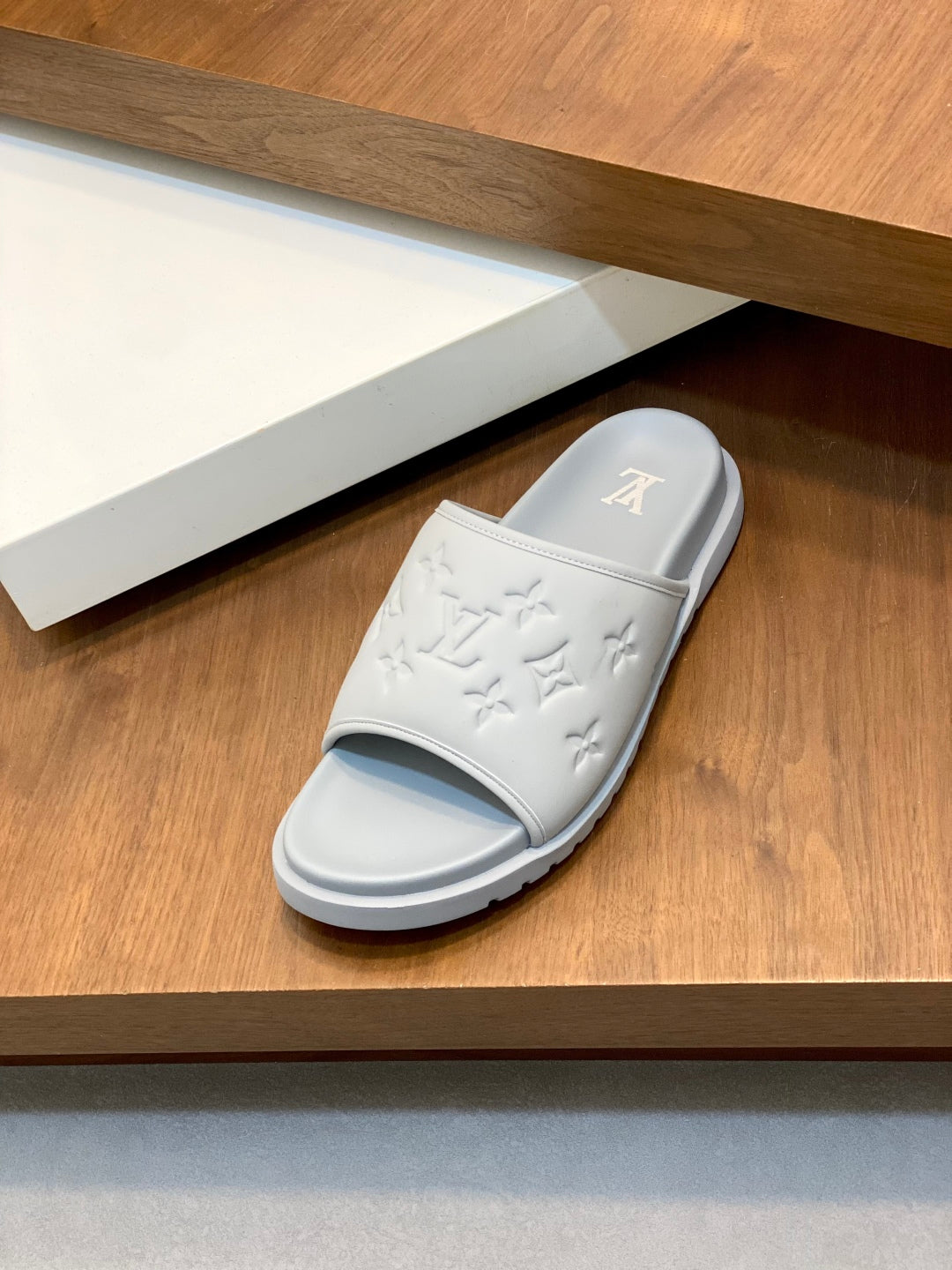LuxluxHouse Best Quality Sandals Louis Vuitton