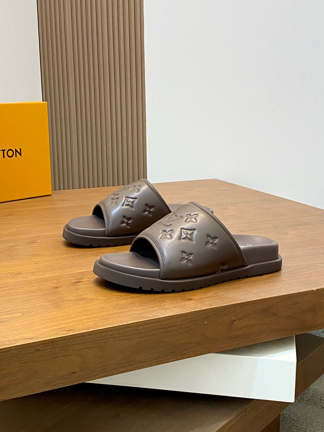 LuxluxHouse Best Quality Sandals Louis Vuitton