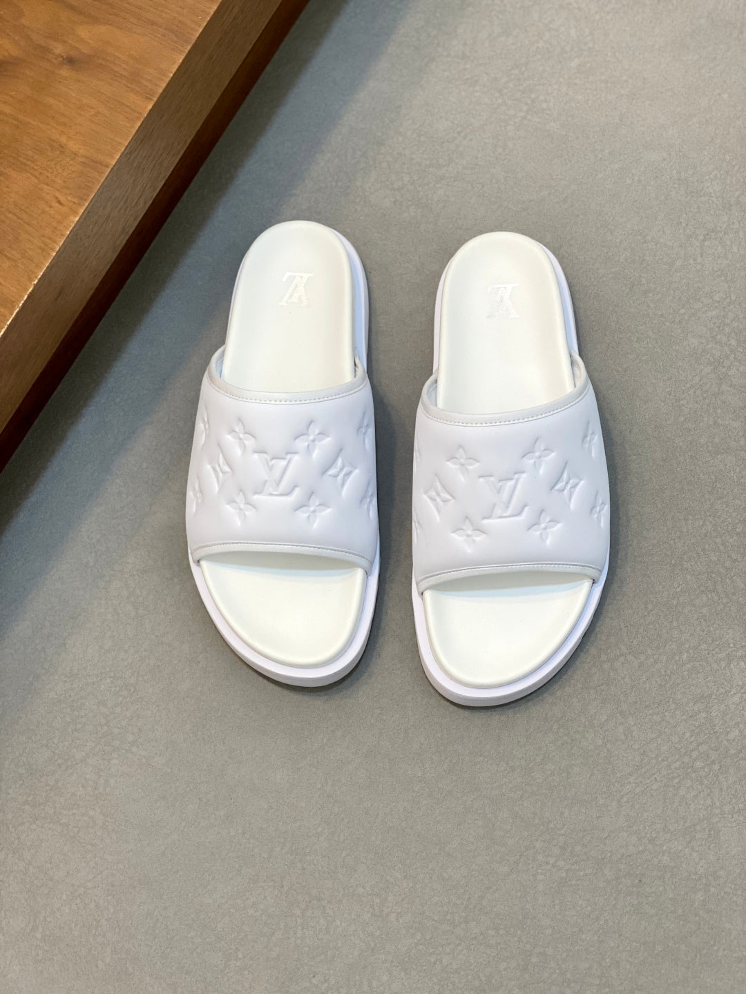 LuxluxHouse Best Quality Sandals Louis Vuitton
