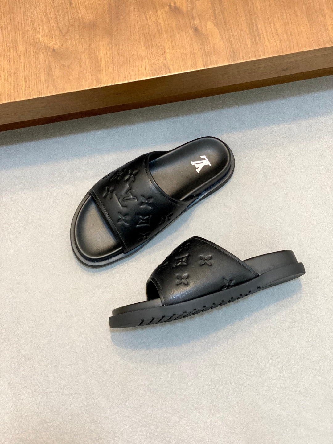 LuxluxHouse Best Quality Sandals Louis Vuitton