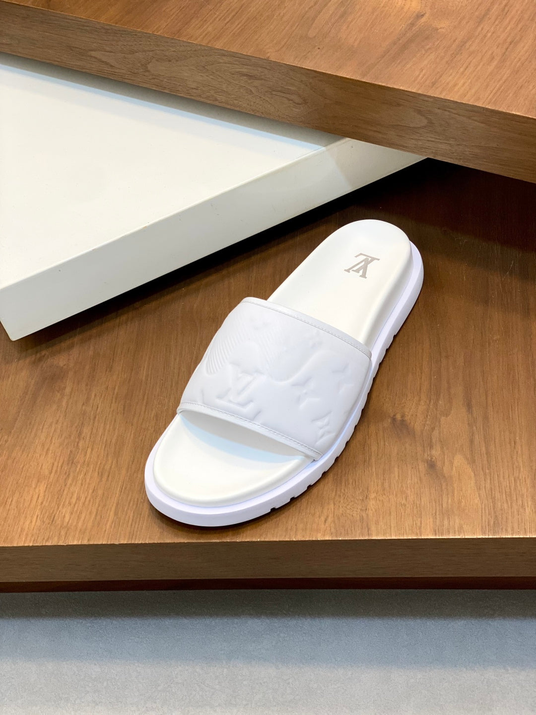 LuxluxHouse Best Quality Sandals Louis Vuitton