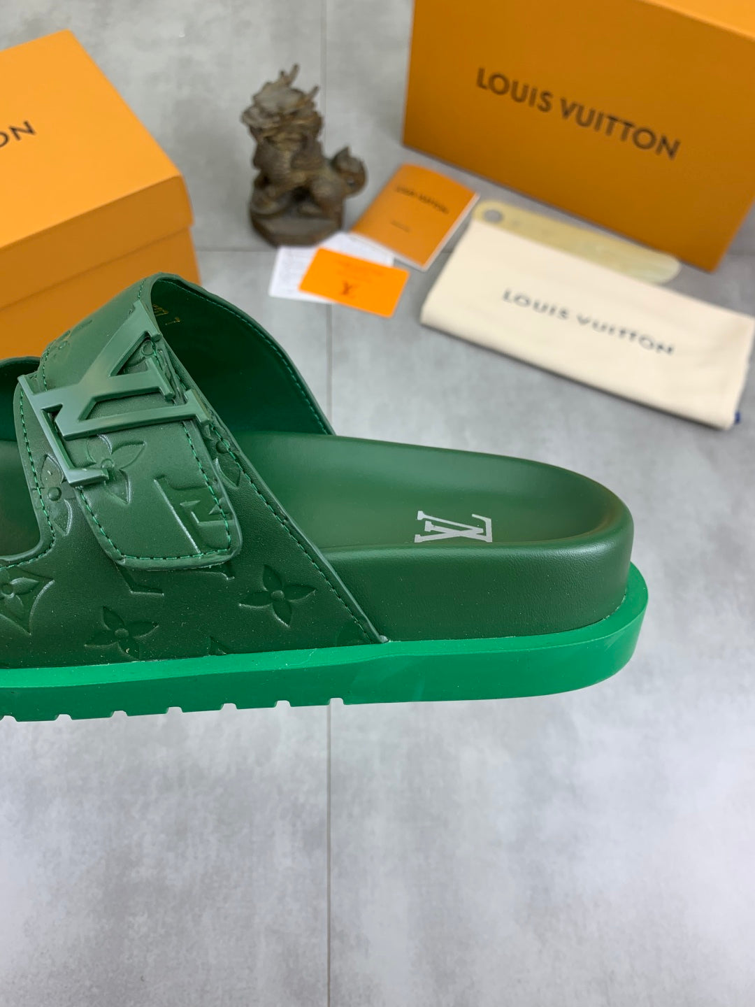 LuxluxHouse Best Quality Sandals Louis Vuitton