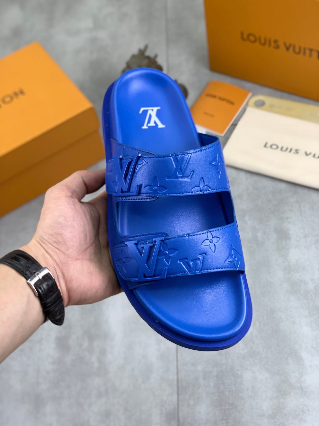 LuxluxHouse Best Quality Sandals Louis Vuitton