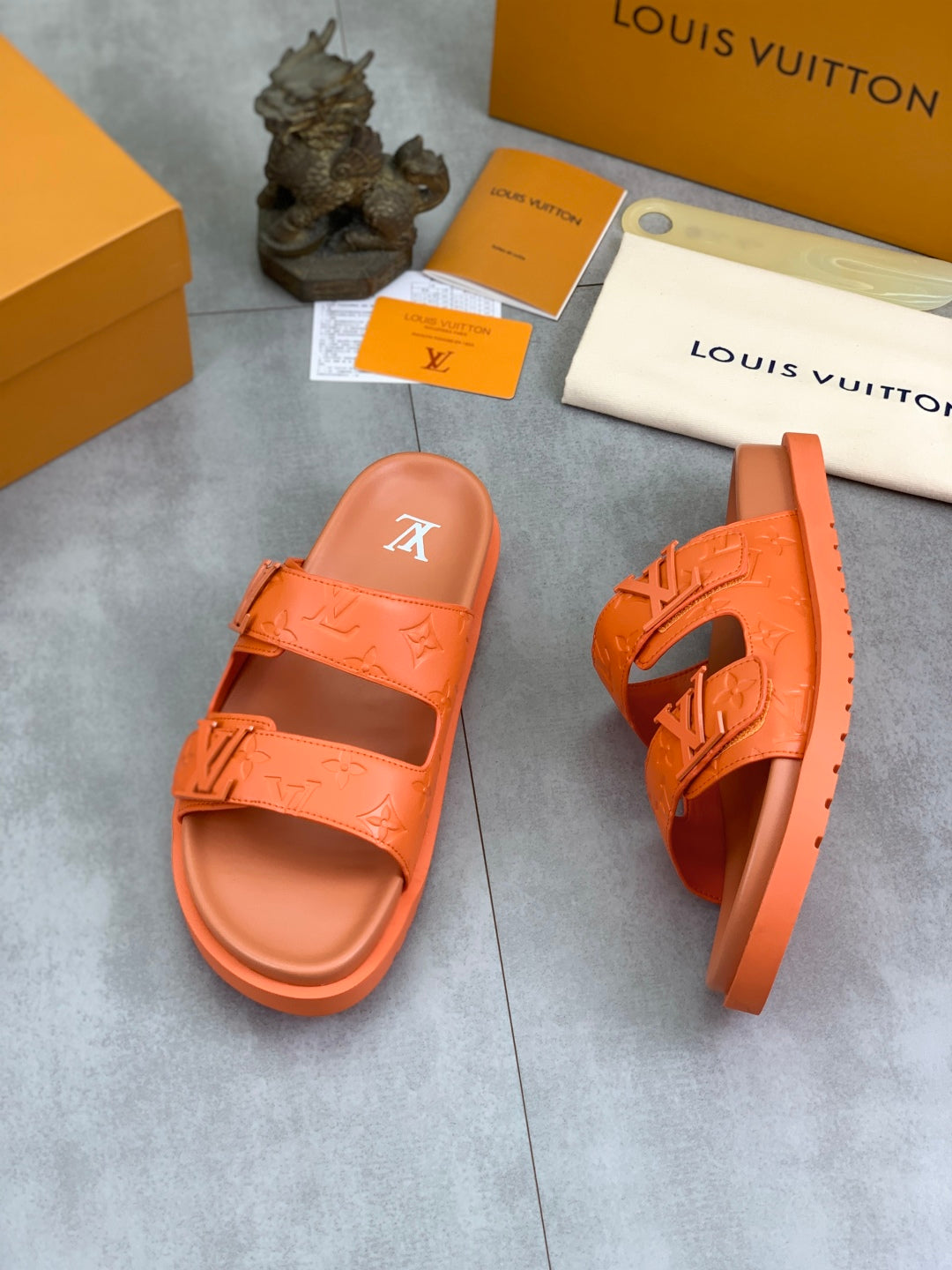 LuxluxHouse Best Quality Sandals Louis Vuitton