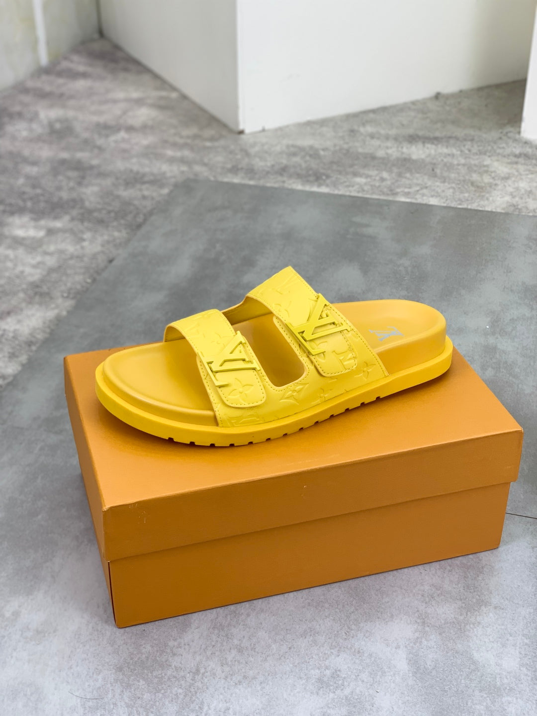 LuxluxHouse Best Quality Sandals Louis Vuitton
