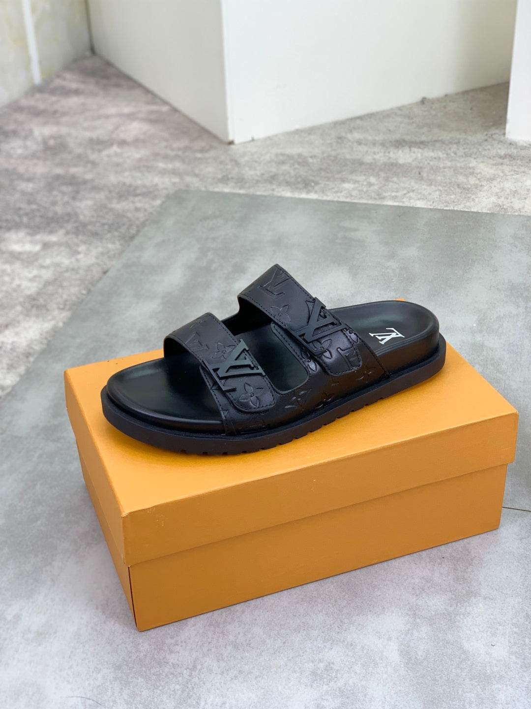 LuxluxHouse Best Quality Sandals Louis Vuitton
