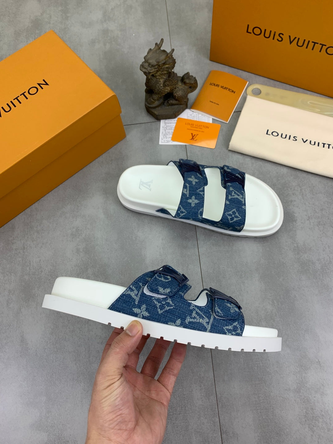 LuxluxHouse Best Quality Sandals Louis Vuitton