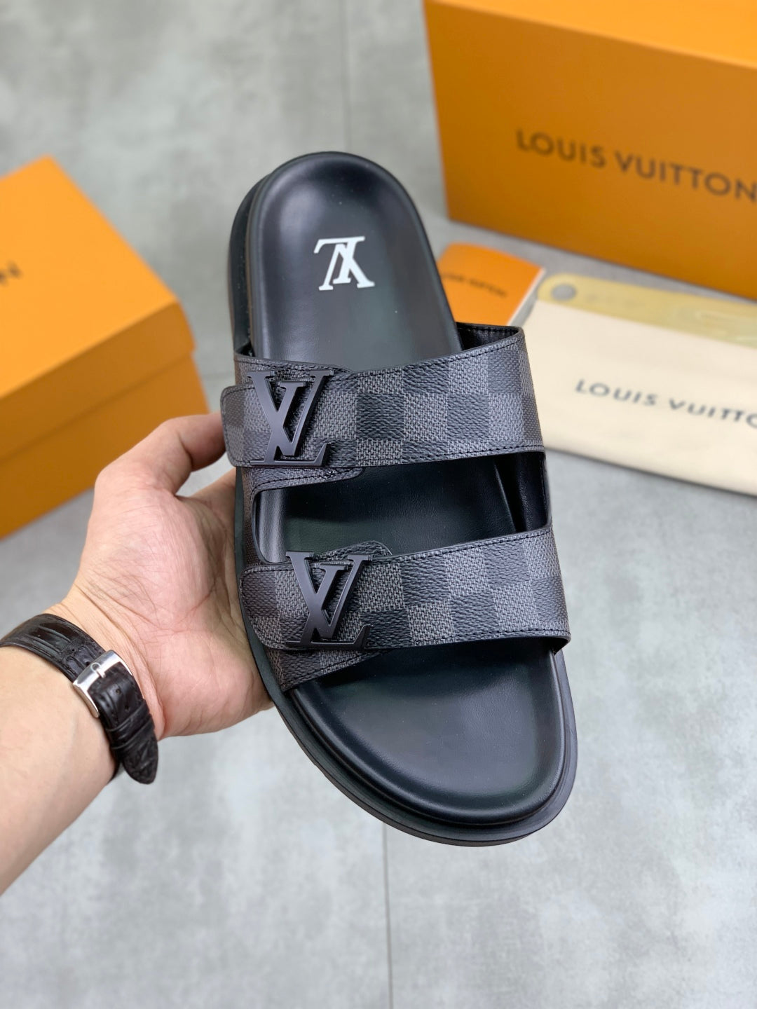 LuxluxHouse Best Quality Sandals Louis Vuitton