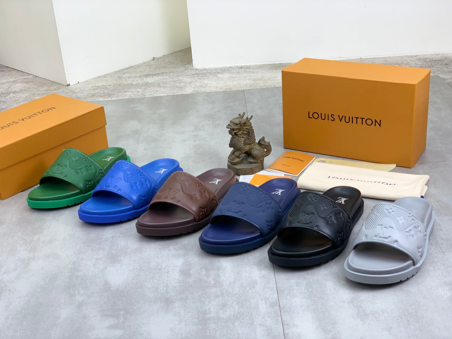 LuxluxHouse Best Quality Sandals Louis Vuitton