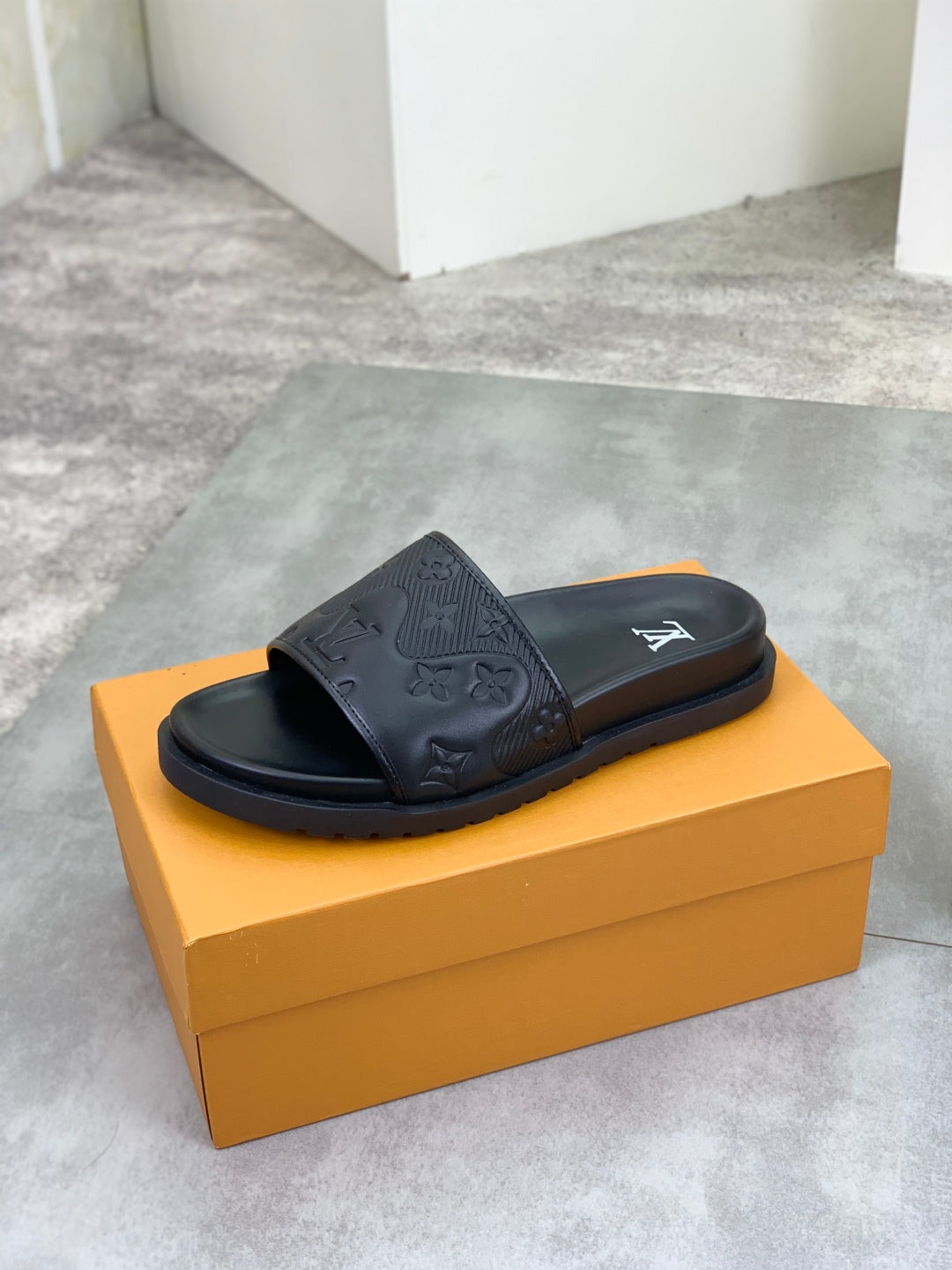 LuxluxHouse Best Quality Sandals Louis Vuitton