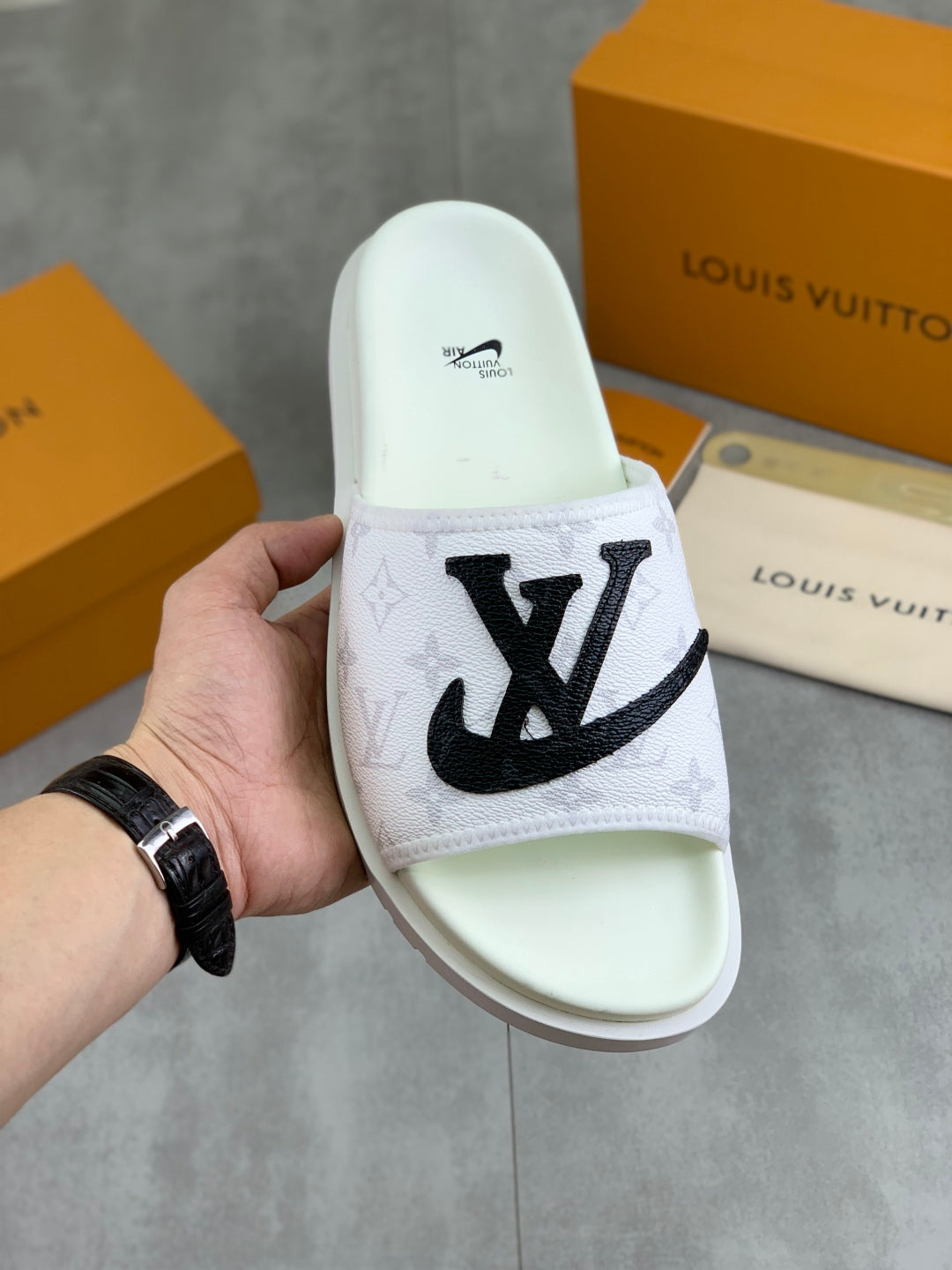 LuxluxHouse Best Quality Sandals Louis Vuitton