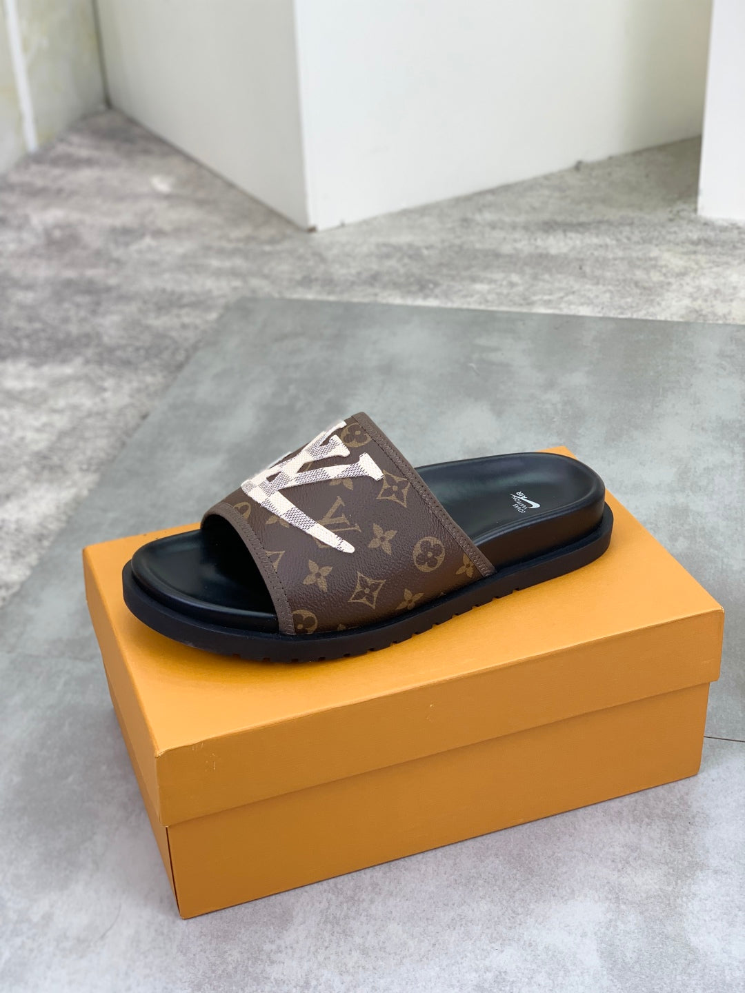LuxluxHouse Best Quality Sandals Louis Vuitton