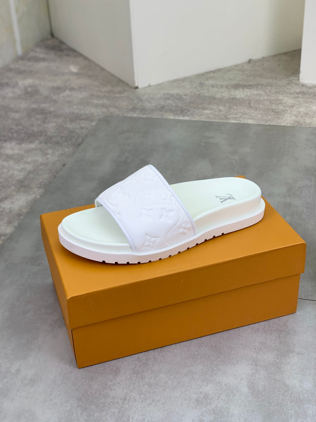 LuxluxHouse Best Quality Sandals Louis Vuitton