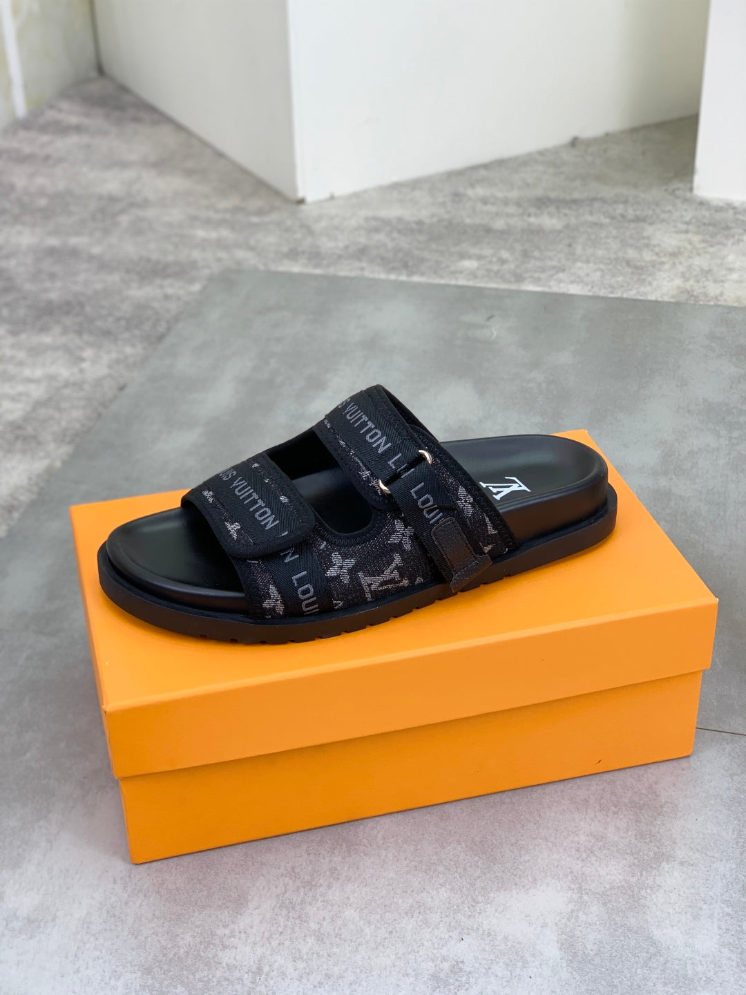 LuxluxHouse Best Quality Sandals Louis Vuitton