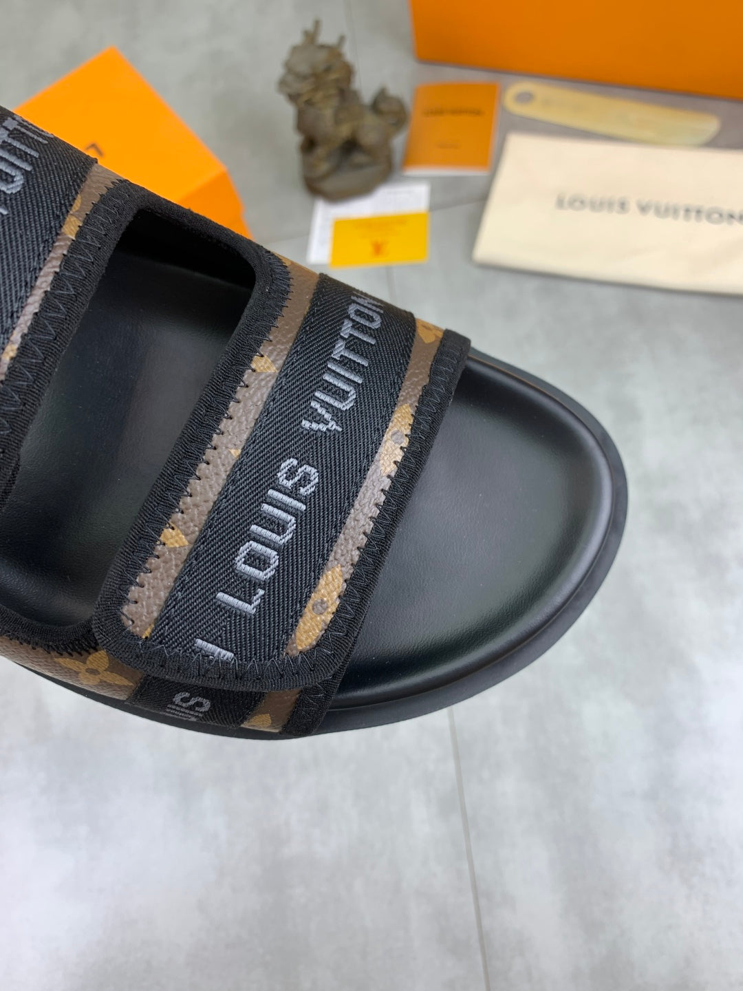 LuxluxHouse Best Quality Sandals Louis Vuitton
