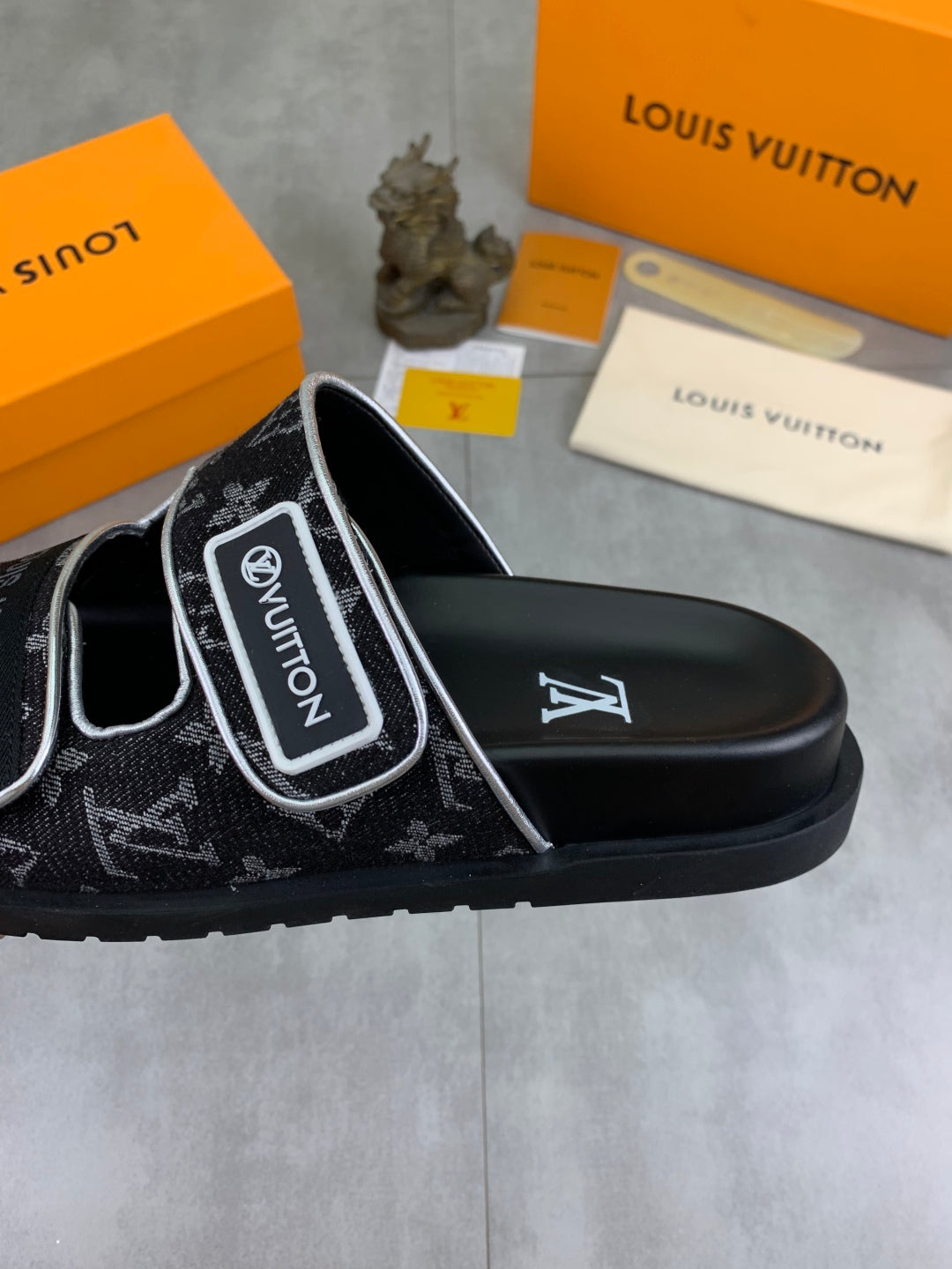 LuxluxHouse Best Quality Sandals Louis Vuitton