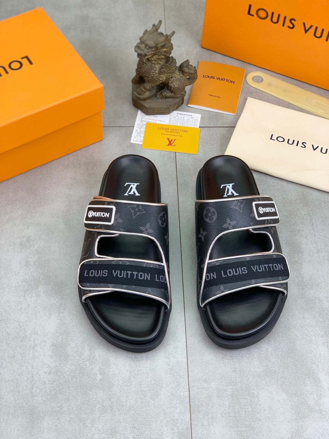 LuxluxHouse Best Quality Sandals Louis Vuitton