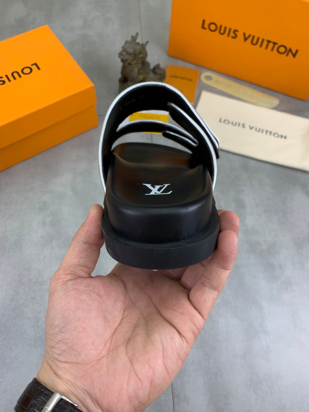 LuxluxHouse Best Quality Sandals Louis Vuitton