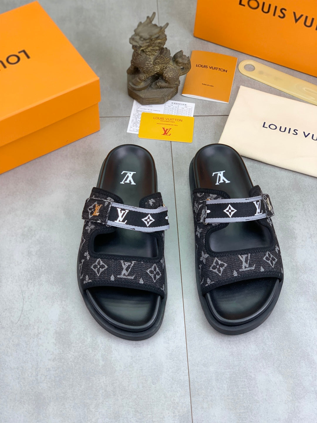 LuxluxHouse Best Quality Sandals Louis Vuitton