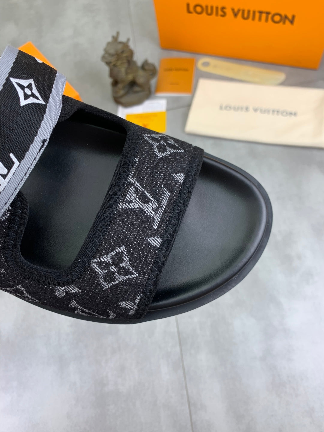 LuxluxHouse Best Quality Sandals Louis Vuitton