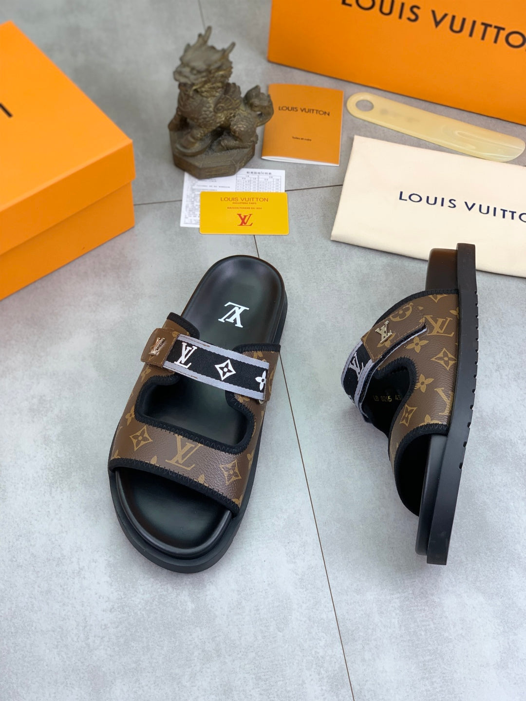LuxluxHouse Best Quality Sandals Louis Vuitton