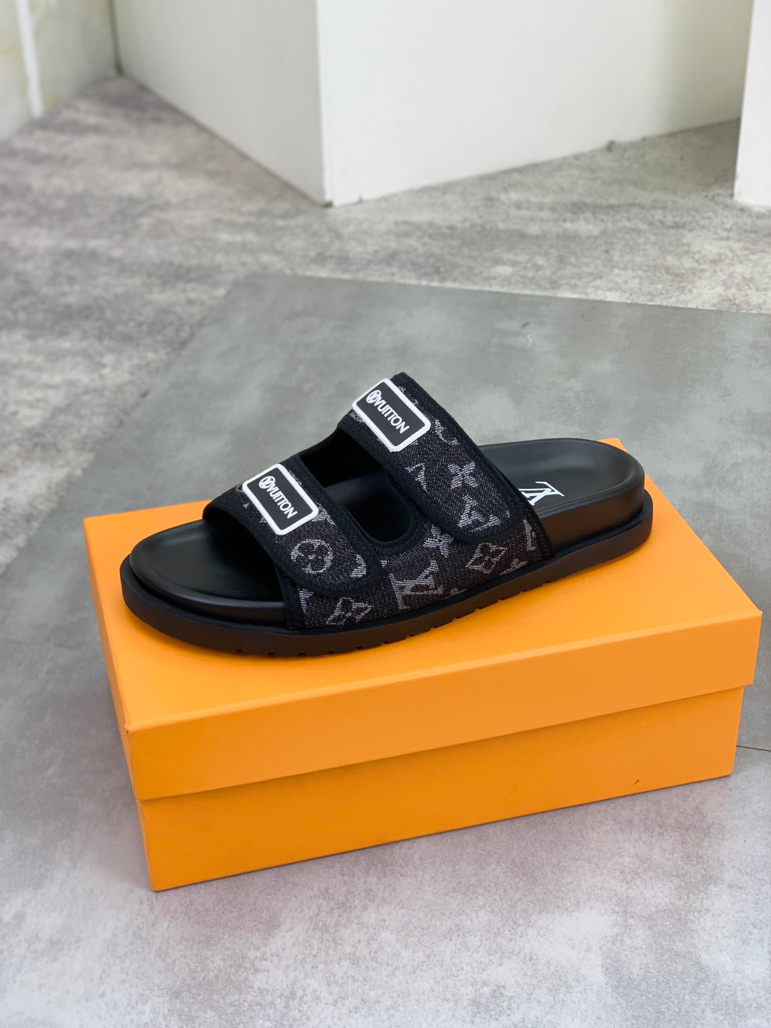 LuxluxHouse Best Quality Sandals Louis Vuitton