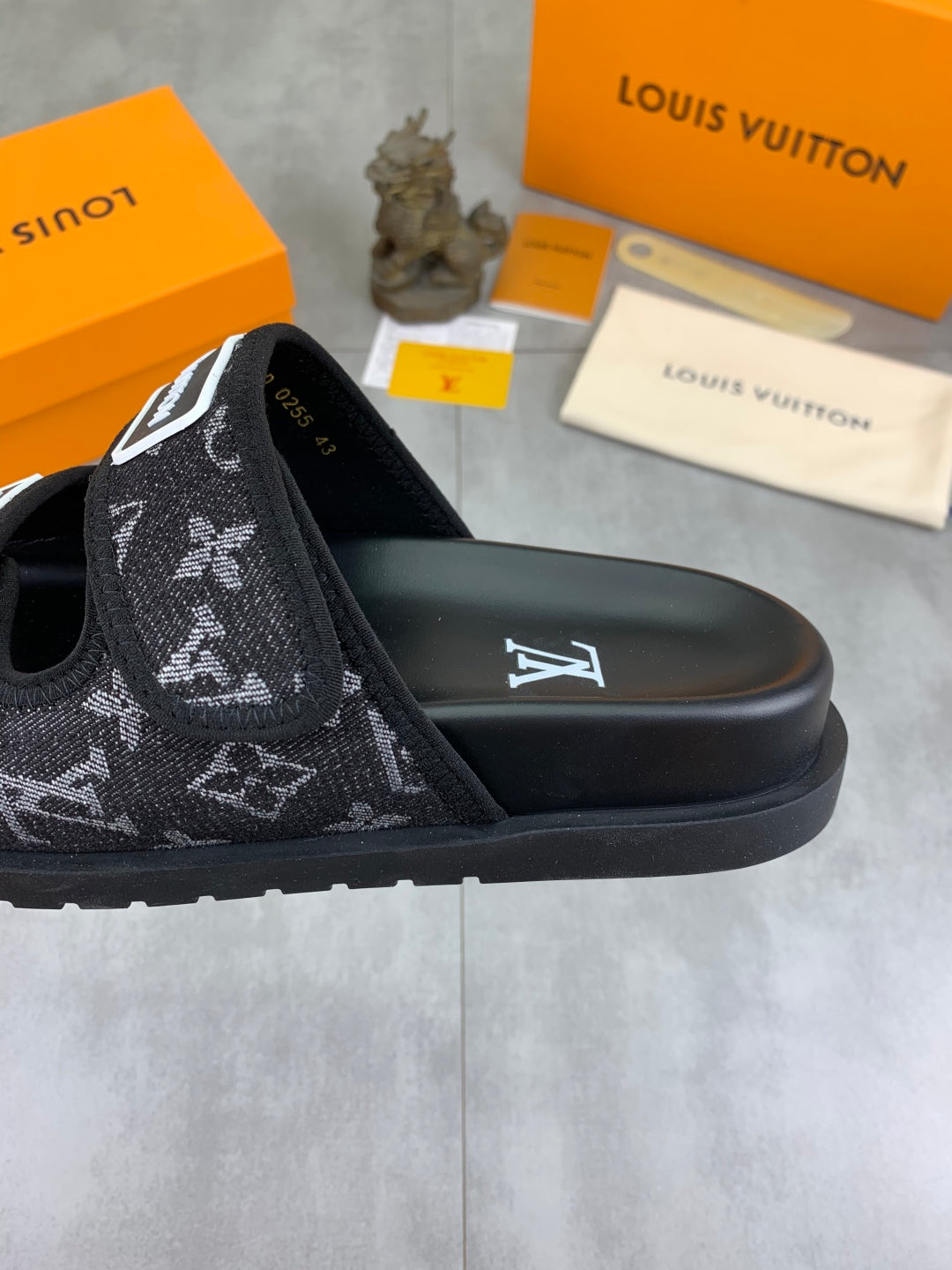 LuxluxHouse Best Quality Sandals Louis Vuitton