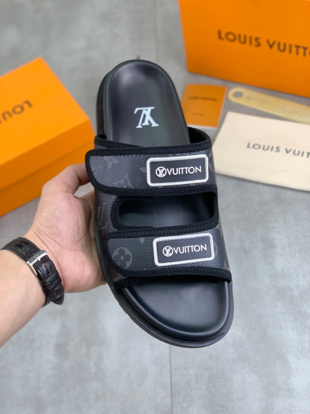 LuxluxHouse Best Quality Sandals Louis Vuitton