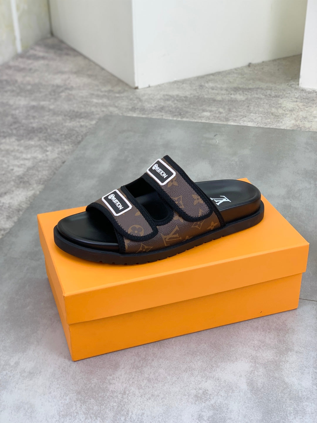 LuxluxHouse Best Quality Sandals Louis Vuitton