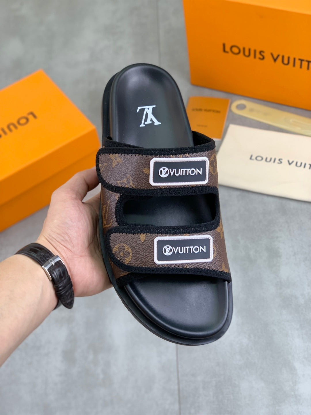 LuxluxHouse Best Quality Sandals Louis Vuitton