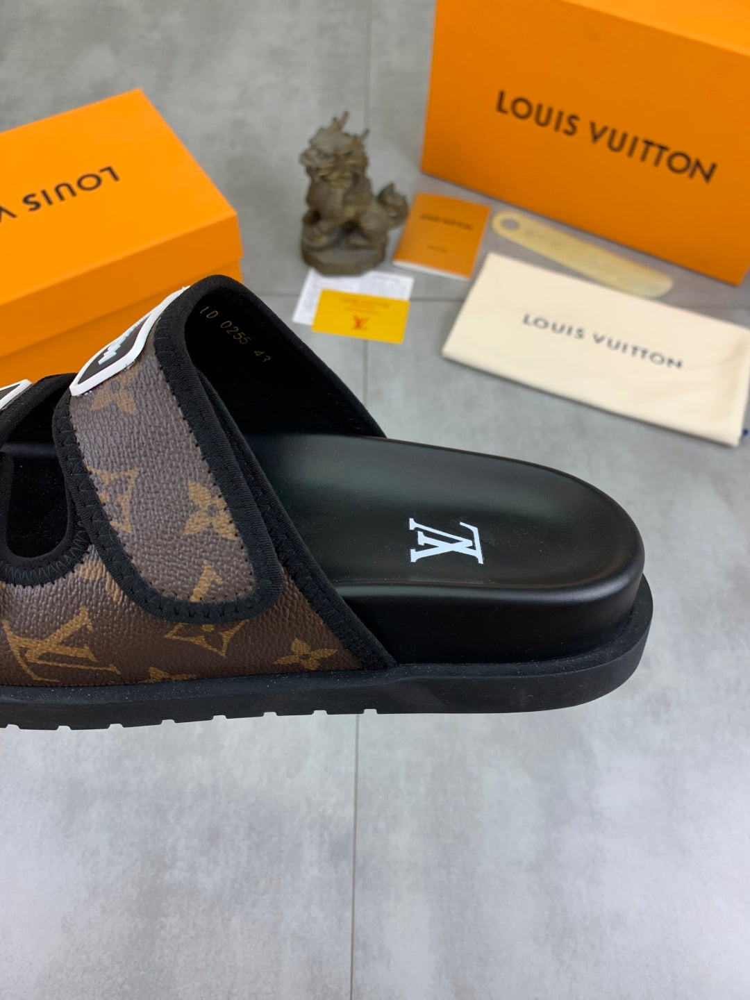 LuxluxHouse Best Quality Sandals Louis Vuitton