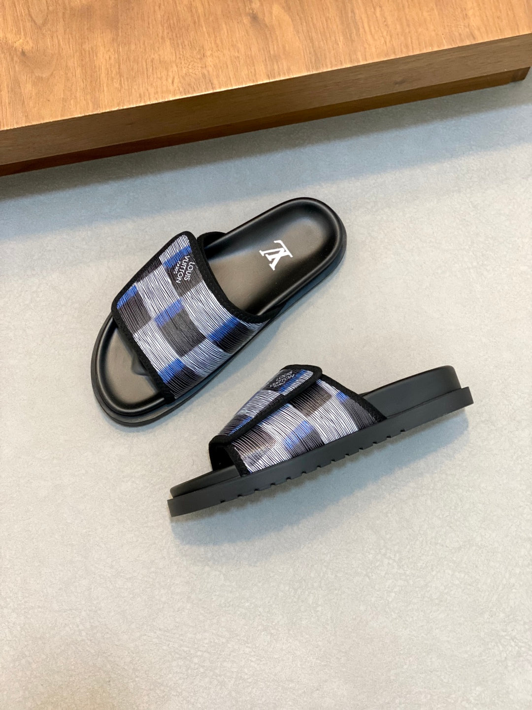 LuxluxHouse Best Quality Sandals Louis Vuitton