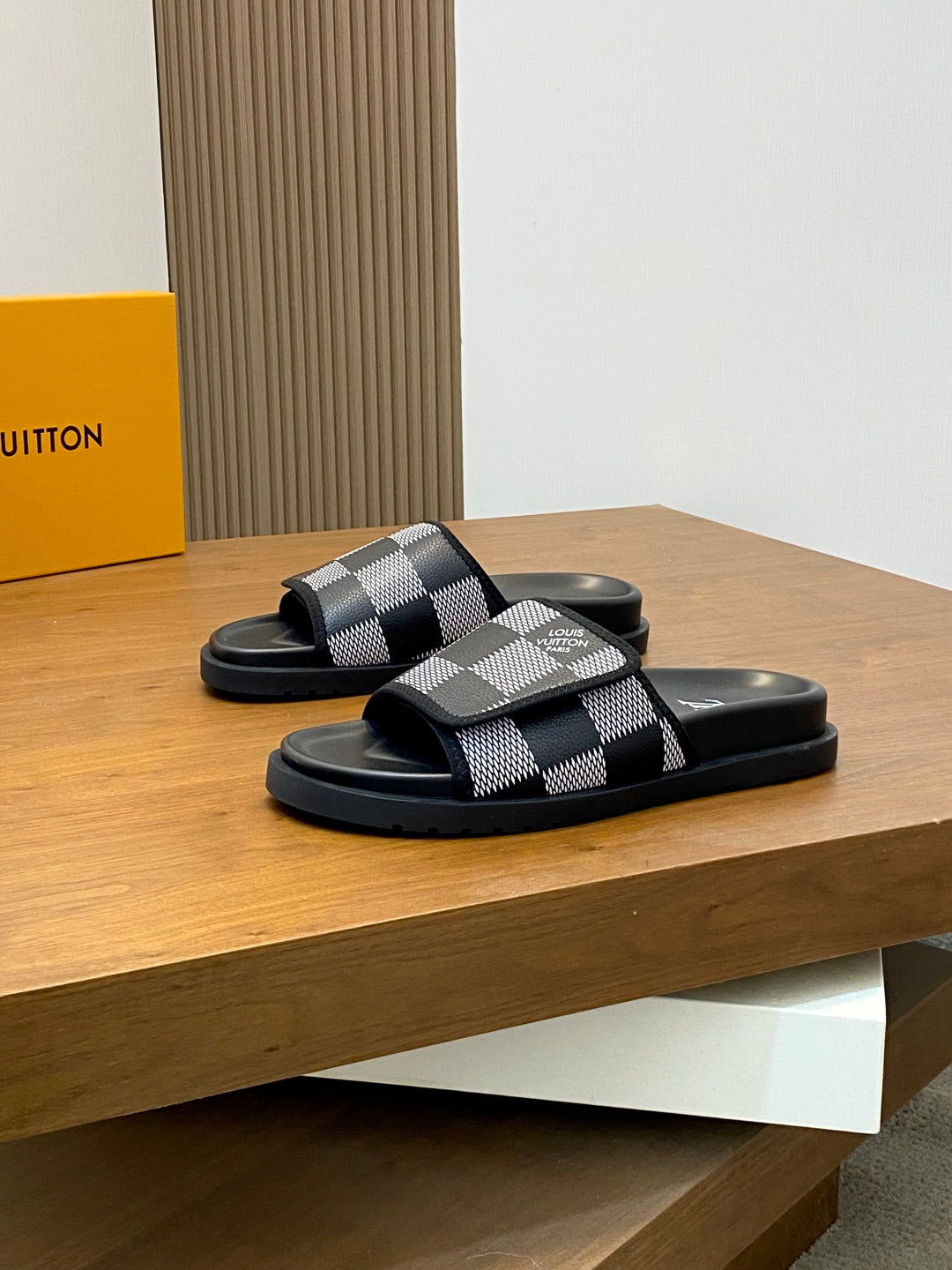 LuxluxHouse Best Quality Sandals Louis Vuitton
