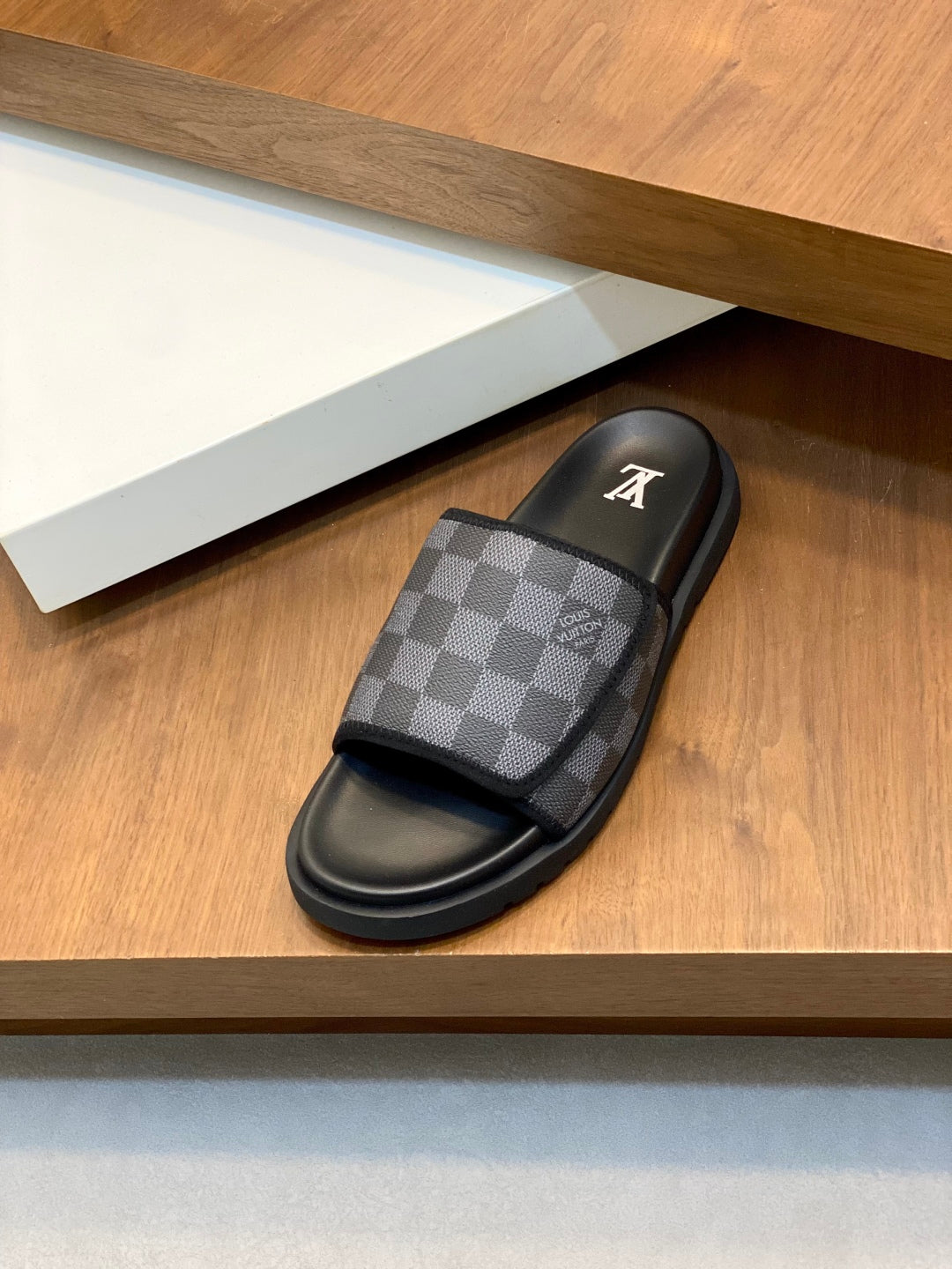 LuxluxHouse Best Quality Sandals Louis Vuitton