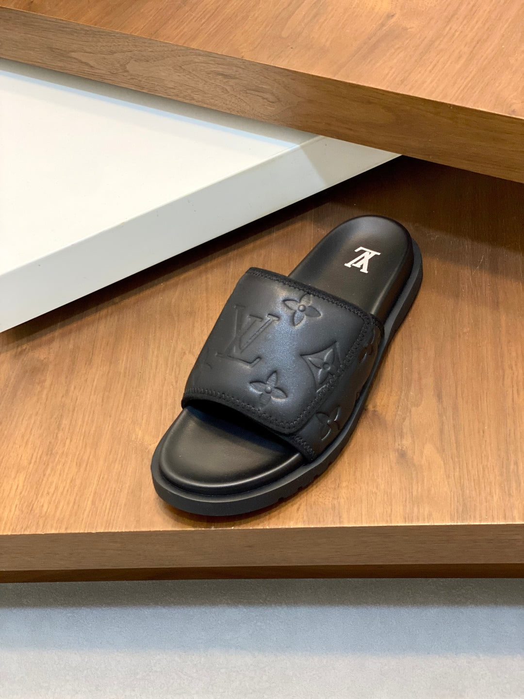 LuxluxHouse Best Quality Sandals Louis Vuitton