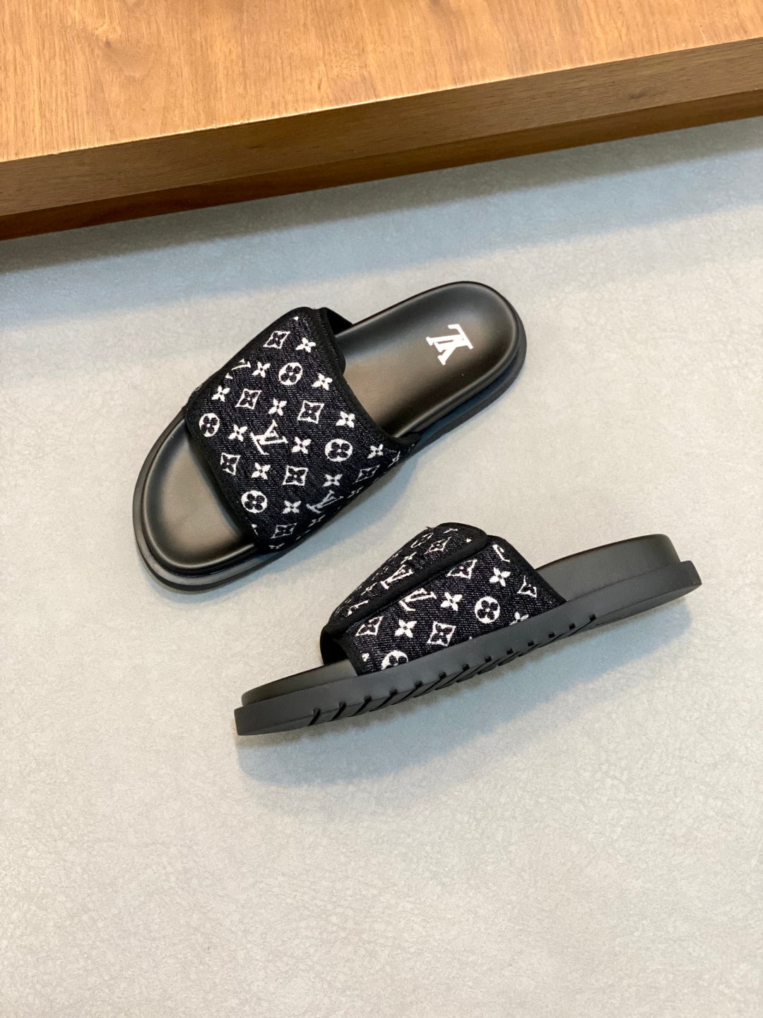 LuxluxHouse Best Quality Sandals Louis Vuitton
