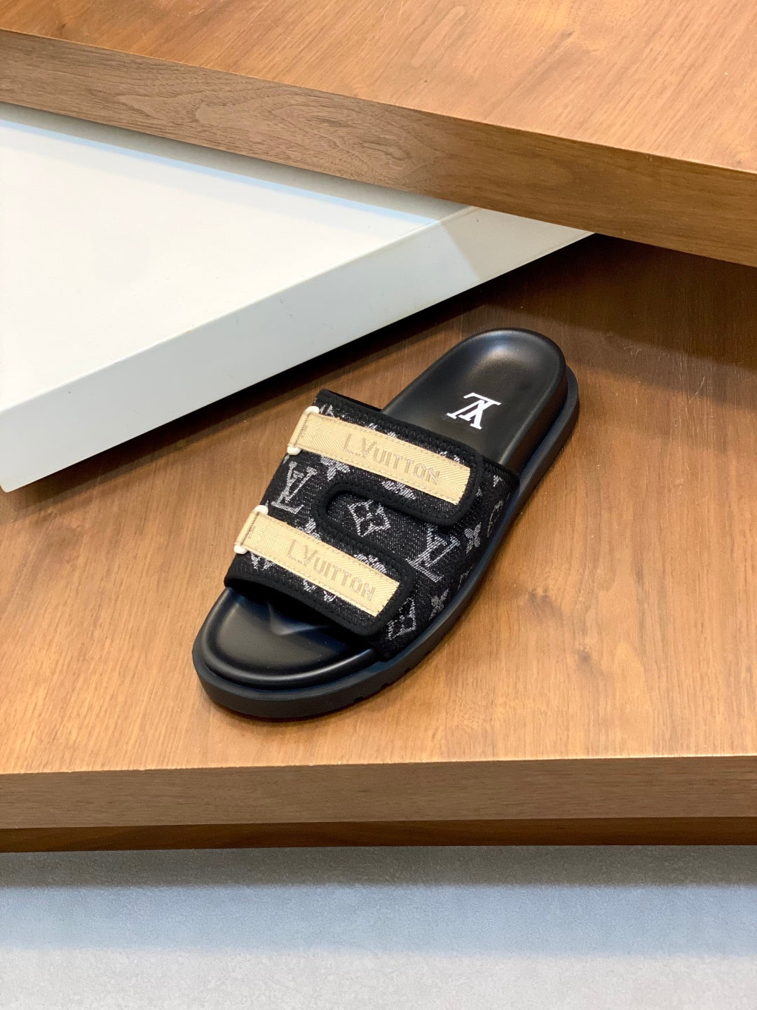 LuxluxHouse Best Quality Sandals Louis Vuitton