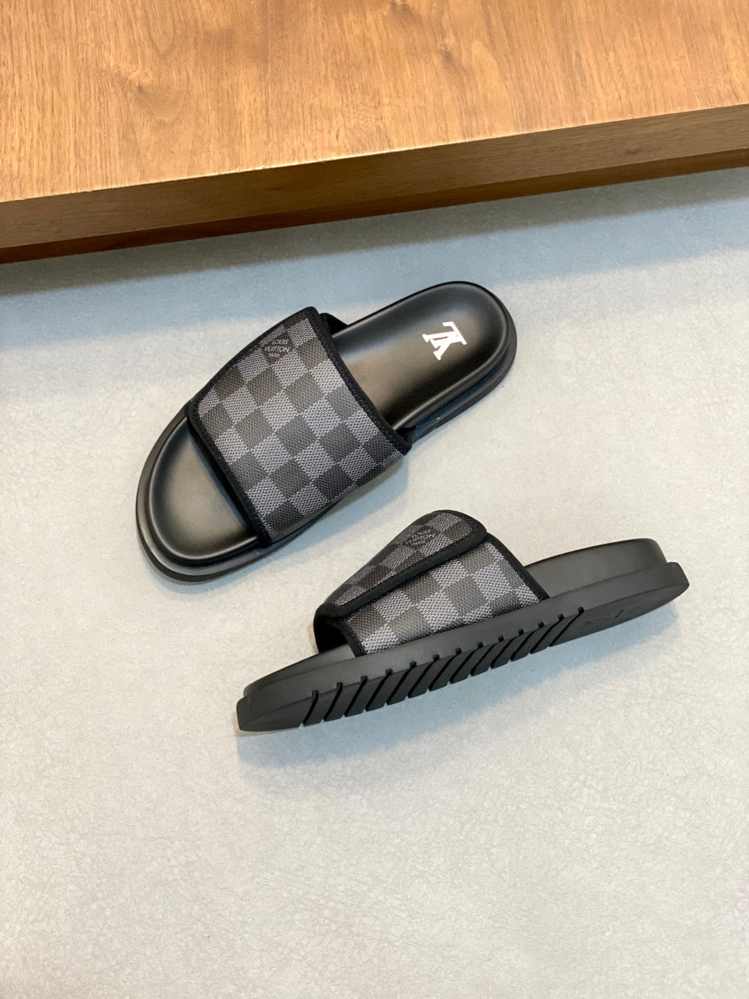 LuxluxHouse Best Quality Sandals Louis Vuitton