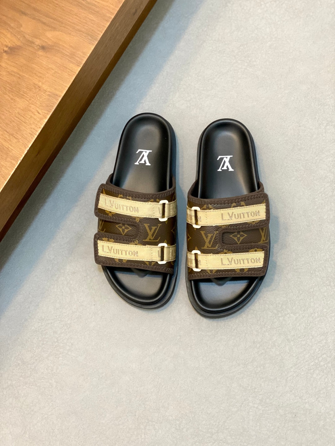 LuxluxHouse Best Quality Sandals Louis Vuitton
