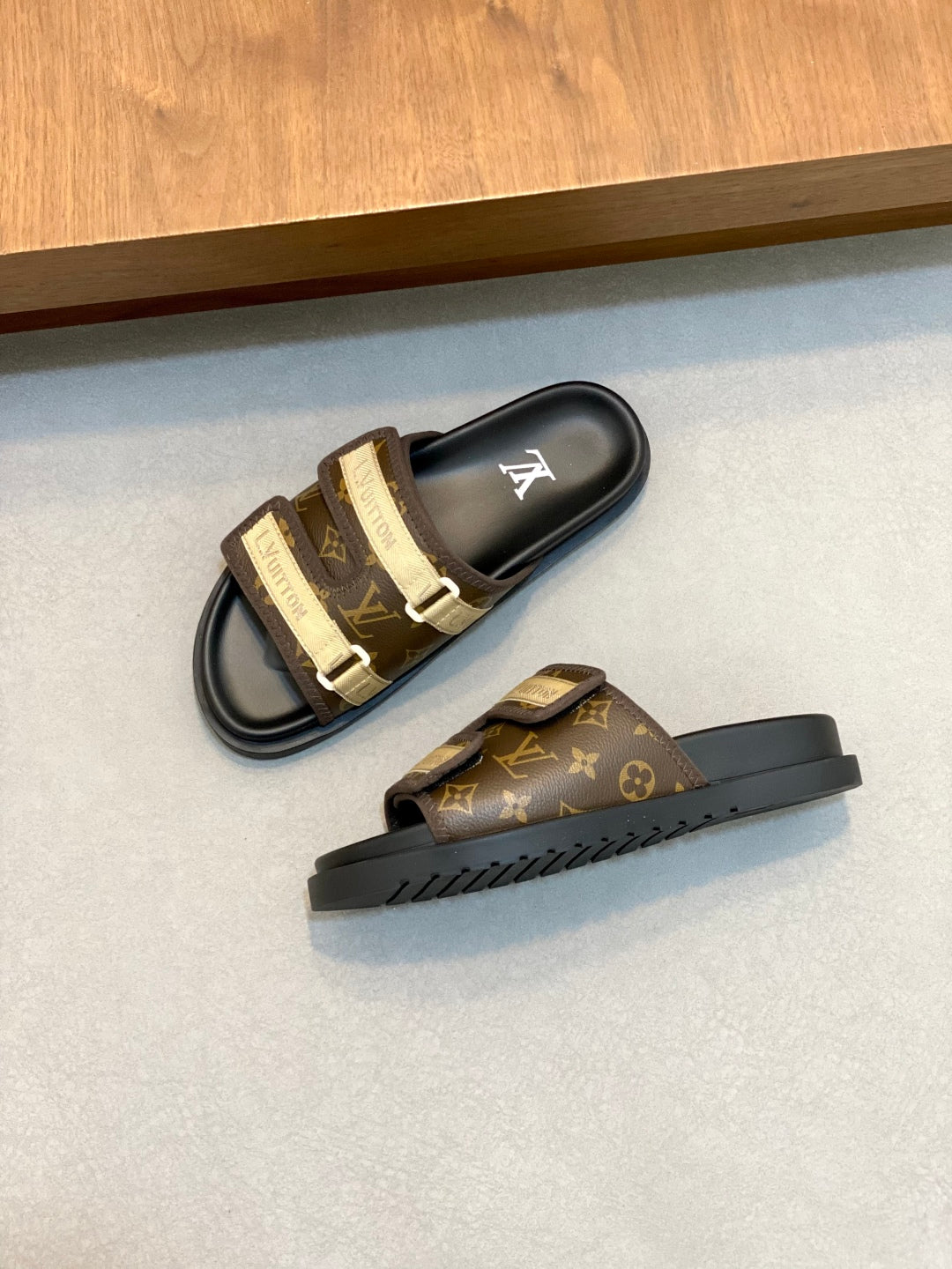 LuxluxHouse Best Quality Sandals Louis Vuitton