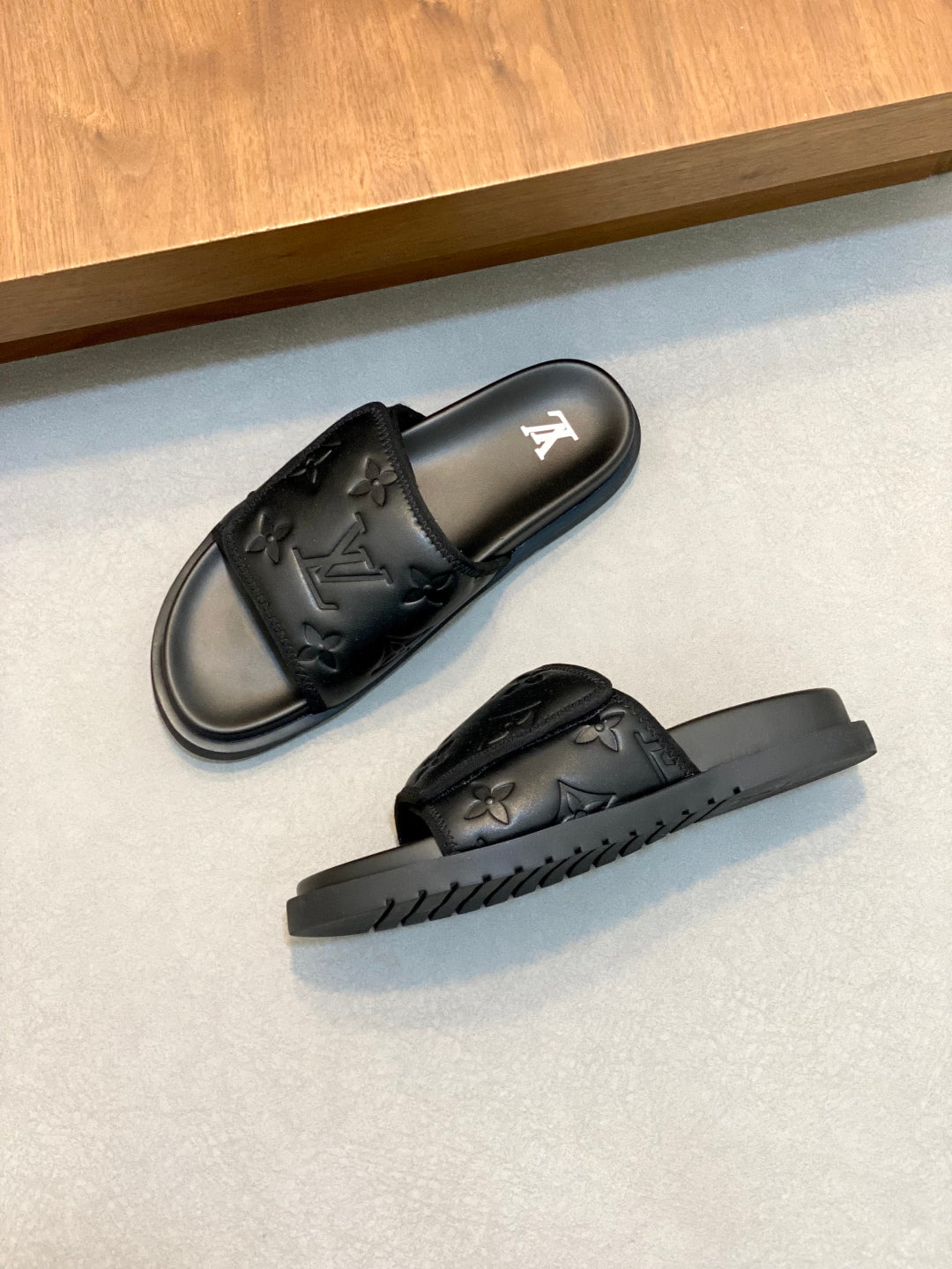 LuxluxHouse Best Quality Sandals Louis Vuitton